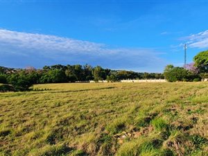 8645 m² Land available in Mooikloof Heights
