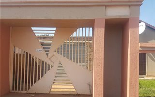 2 Bedroom House in Vosloorus