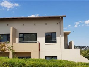 2 Bed Apartment in Jackal Creek Golf Estate