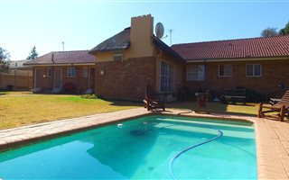 3 Bedroom House in Elandia