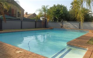 3 Bedroom Apartment in Menlyn