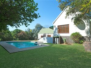 4 Bed House in Duxberry