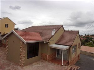 3 Bed House in Woodlands