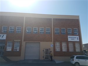 280 m² Commercial space in North End