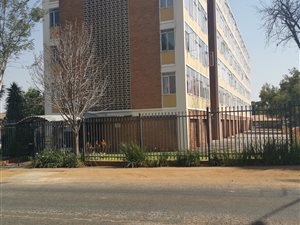 2 Bed Apartment in Rietfontein
