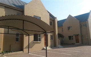 2 Bedroom Townhouse in Southcrest