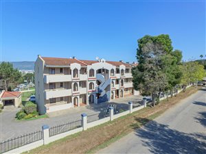 2 Bed Apartment in Old Place