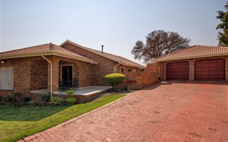 3 Bedroom House in Randpark Ridge