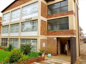 2 Bed Flat in Birchleigh