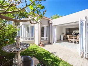 2 Bed House in Cedar Lakes