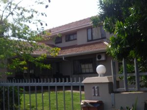 4 Bed House in Bluff
