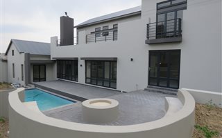 4 Bedroom House in Waterfall Country Estate