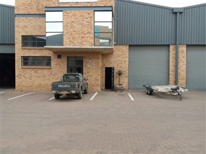937 m² Industrial space in Ormonde
