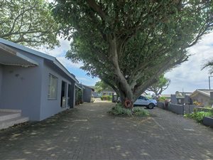 3 Bed Townhouse in Hibberdene