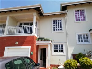 3 Bed Apartment in Mt Edgecombe