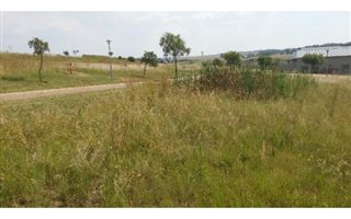 820 m² Land available in Copperleaf