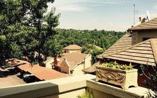 3 Bedroom Townhouse in Sunninghill