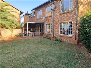 2 Bed Apartment in Highveld