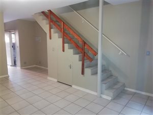 2 Bed Duplex in Waterkloof Glen