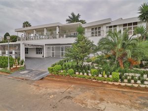 4 Bed House in Orient Heights