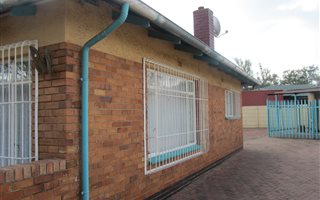 3 Bedroom House in Vanderbijlpark CW6