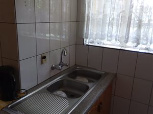 4 Bed House in Theresa Park
