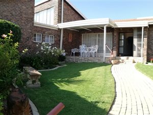 3 Bed Townhouse in Die Wilgers