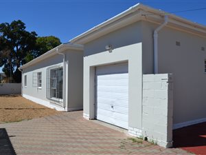3 Bed House in Belmont Park