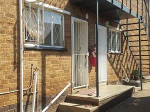 2 Bed Flat in Primrose