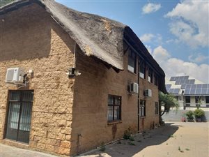 642 m² Commercial space in Melrose North