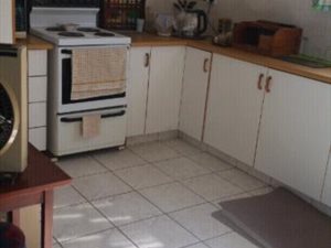 1 Bedroom Garden Cottage in Bluff