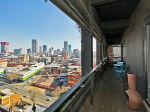 2 Bed Apartment in Maboneng