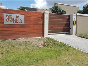 4 Bedroom House in Fernglen