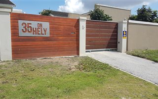 4 Bedroom House in Fernglen