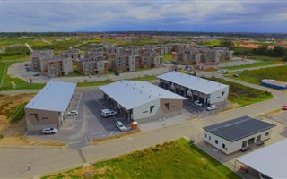111 m² Commercial space in Fairview