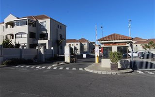 2 Bedroom Apartment in Vredekloof