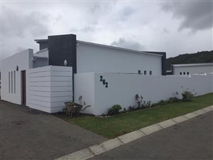 2 Bedroom House in Abbotsford
