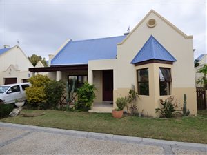 2 Bed House in West Beach