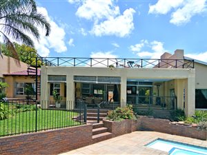 4 Bed House in Khyber Rock