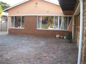 3 Bed House in Villieria
