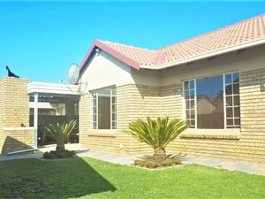 3 Bed Apartment in Montana Park