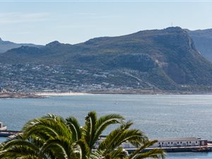 2 Bed Apartment in Simons Town