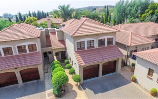 3 Bedroom Townhouse in Boardwalk Manor