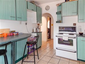 3 Bed Apartment in Sydenham