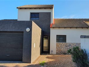2 Bed House in Muizenberg