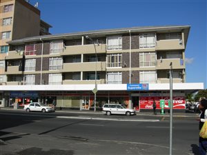 2 Bed Flat in Goodwood