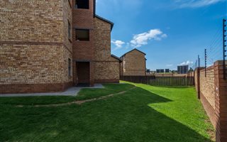 2 Bedroom Apartment in Halfway Gardens