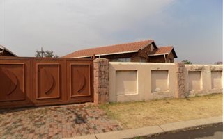3 Bedroom House in Leondale