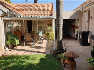 3 Bed Townhouse in Quellerina