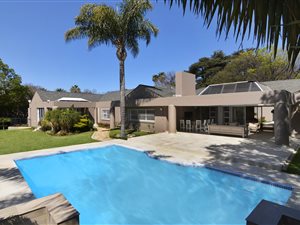4 Bed House in Hurlingham